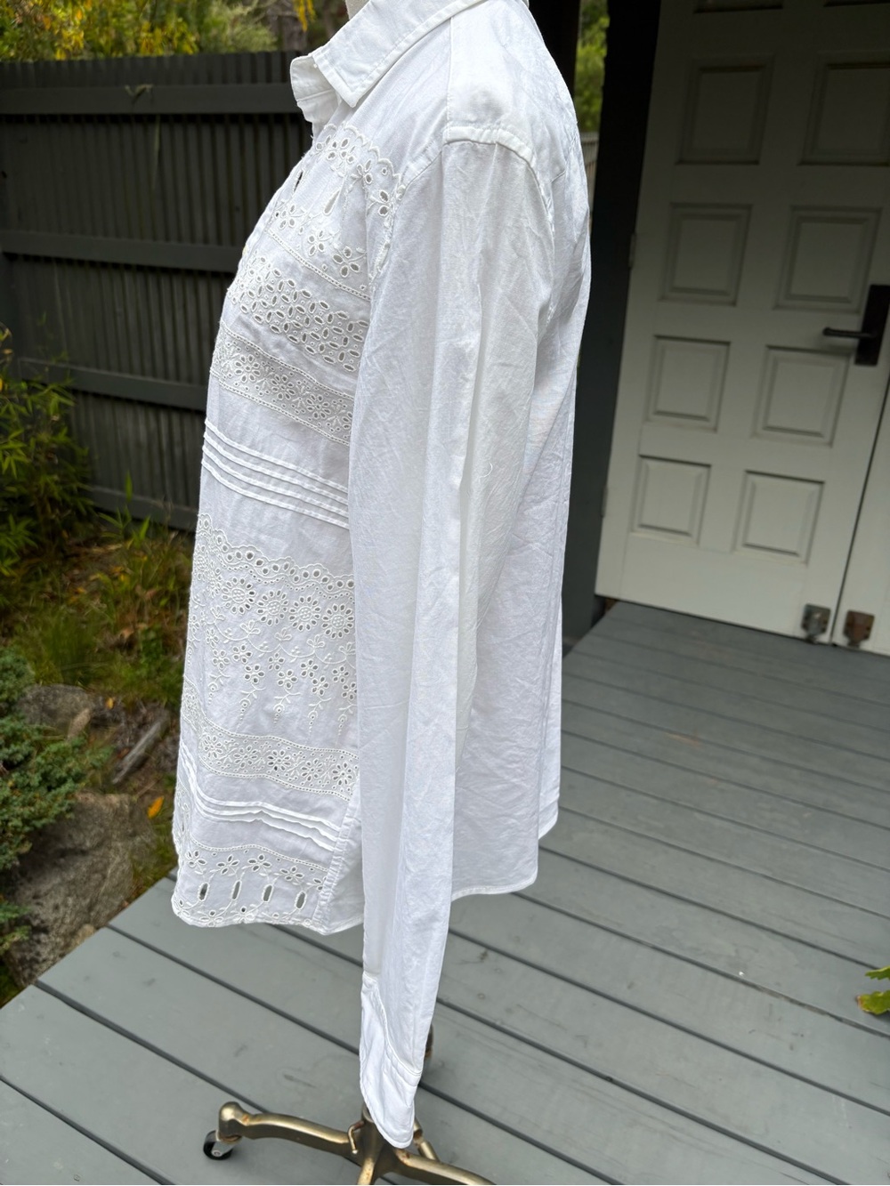 Polo Ralph Lauren White Eyelet Lace Button-Up Blouse - Picture 5 of 9